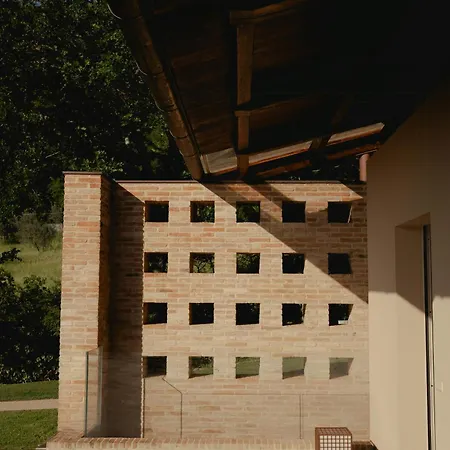 בית נופש With Hot Tub Near *